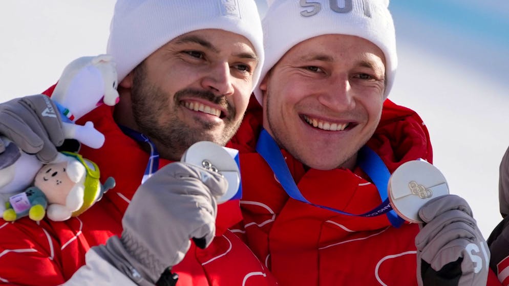 Swiss double victory in the team combined. Mike von Grünigen: 