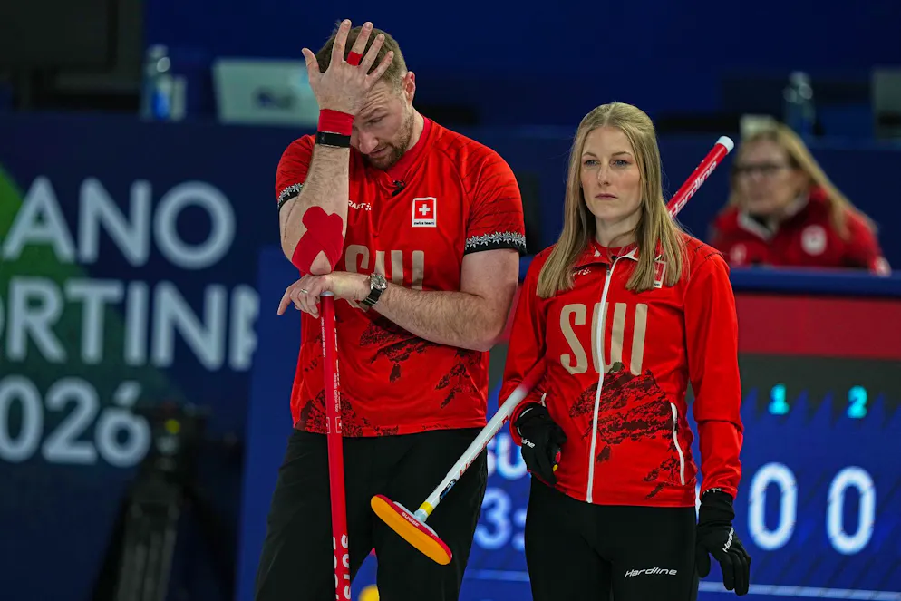 Olimpiadi 2026. La coppia svizzera del curling Briar Schwaller-Hürlimann e Yannick Schwaller.