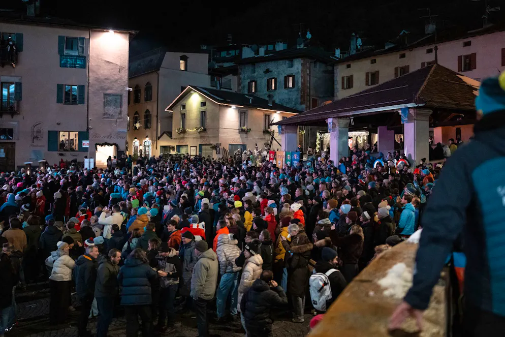 JO 2026 : ambiance à Bormio. La Piazza Cavour a attiré les foules vendredi lors de la cérémonie d’ouverture, avant d’être rapidement désertée...