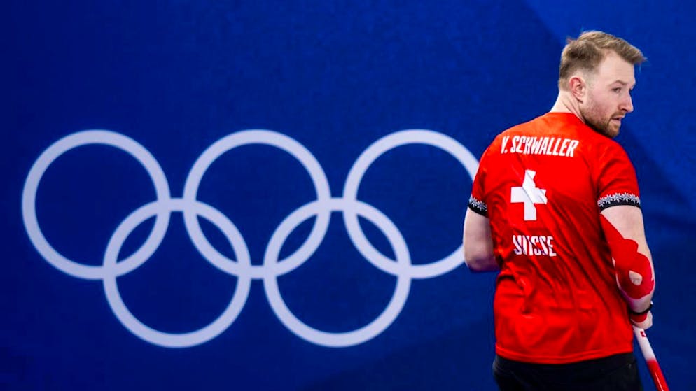 Olympic splinter. Swiss curlers have to wait over an hour for the bus