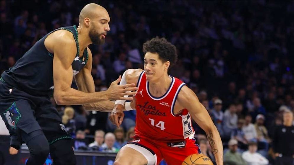 Basket. Lo svizzero Niederhaeuser segna ben 15 punti per i Los Angeles Clippers