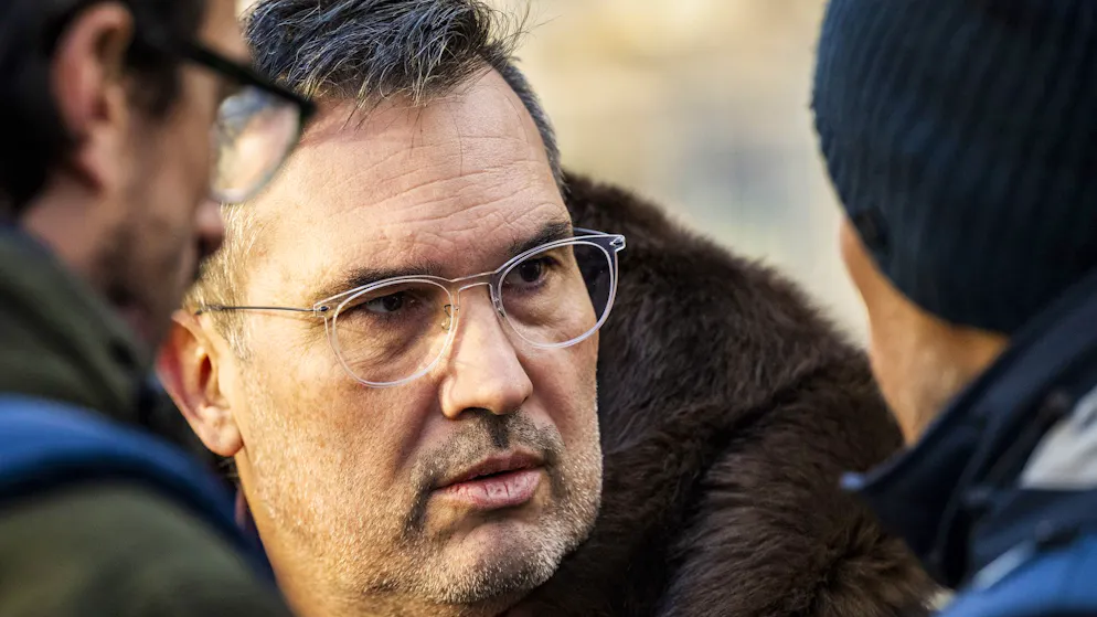 Der ehemalige Datenschutz- und Öffentlichkeitsbeauftragte des Kantons Wallis, Sébastien Fanti, ist heute Anwalt und vertritt mehrere Familien im Zusammenhang mit der Brandkatastrophe in Crans-Montana.