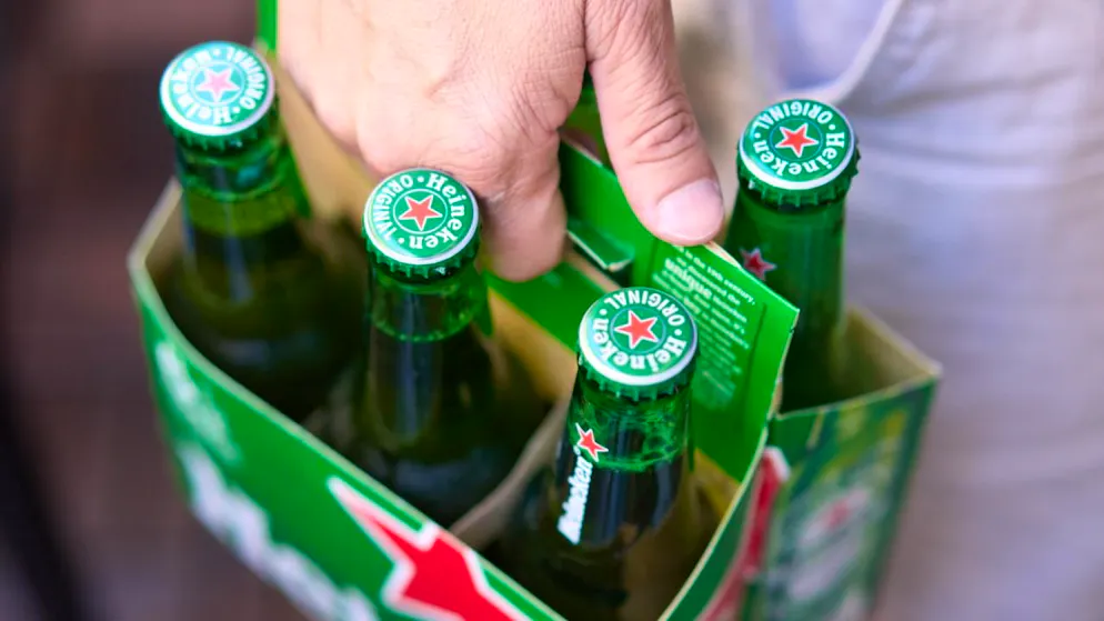 Face à "une période économique et politique turbulente", Heineken veut doper sa rentabilité en biffant entre 5000 et 6000 emplois (archives).