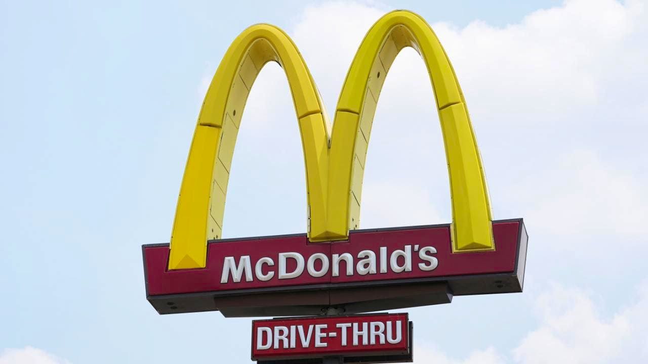 Gastronomie. McDonald's über Prognosen nach Fokus auf billigere Menüs