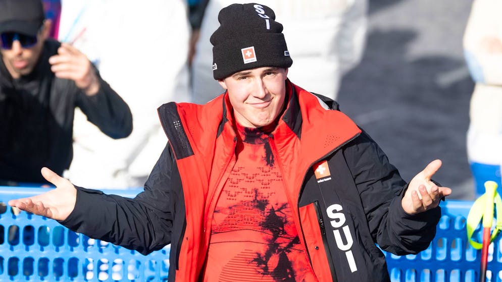 Historic hat-trick. Gold giant Franjo von Allmen: 