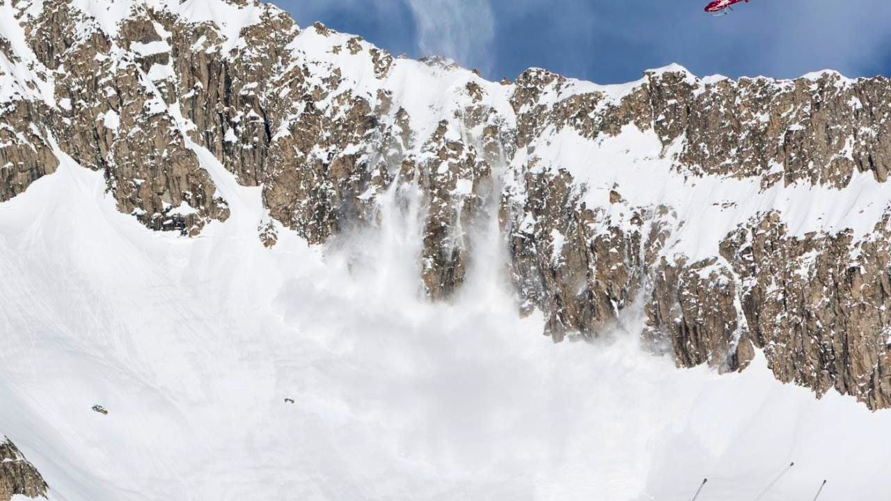 Lawine/Erdrutsch. Lawinengefahr im Wallis spitzt sich zu