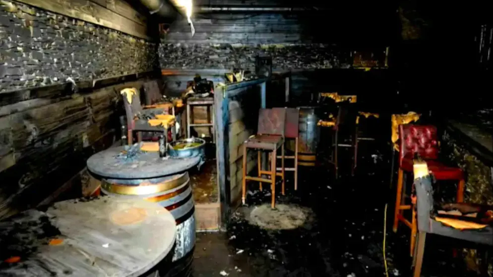 Tragödie von Crans-Montana: Bilder nach dem Brand. Aufnahme vom DJ-Pult im Kellergeschoss vom 2. Januar 2026