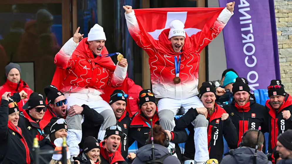 JO 2026 - Ski alpin. HISTORIQUE ! Von Allmen poursuit sa razzia dorée en super-G, «Odi» en bronze