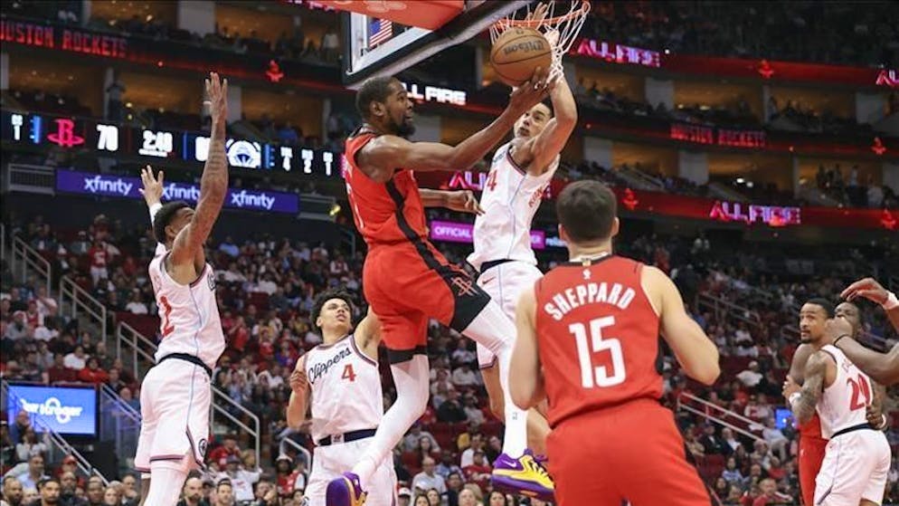 NBA. Il derby elvetico va a Clint Capela