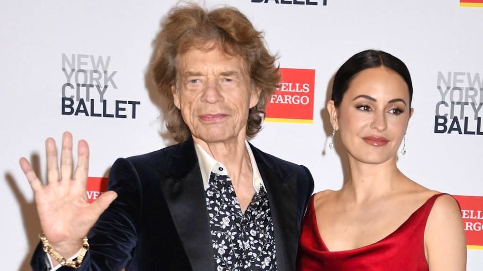«Secouée, triste et le cœur brisé». La fiancée de Mick Jagger attaquée à la sortie d'un club !