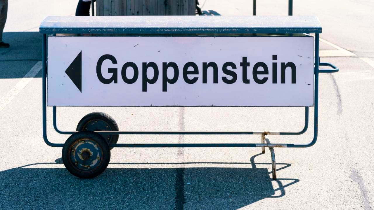 Valanghe. VS: la Lötschental isolata dal traffico a causa di una valanga