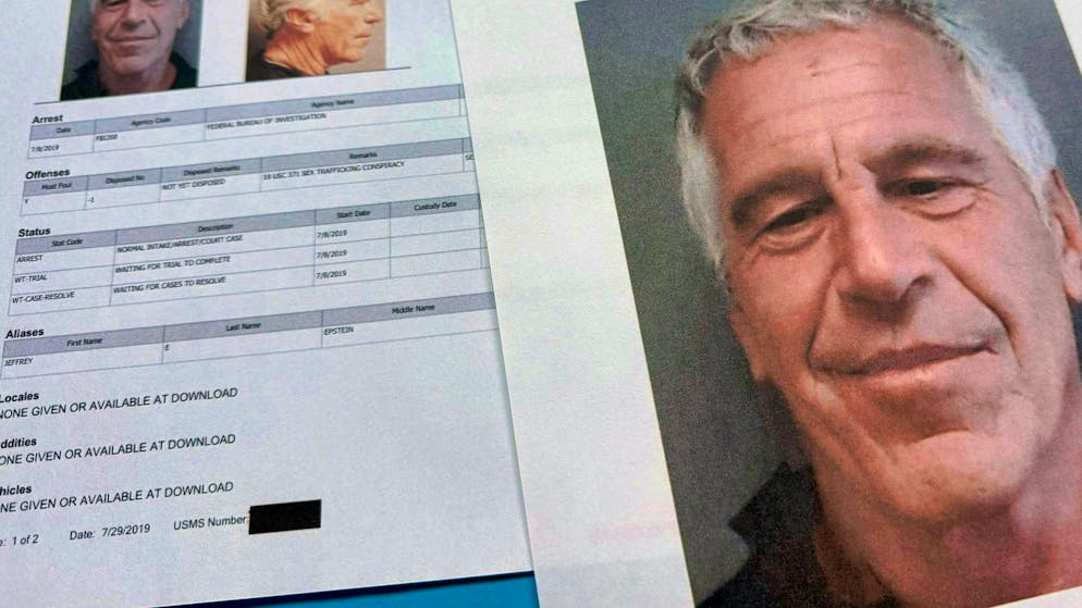Elite corrotte?. Sudditi inorriditi: «C'è del marcio nel Regno». Ecco perché la Norvegia era importante per il pedofilo Epstein