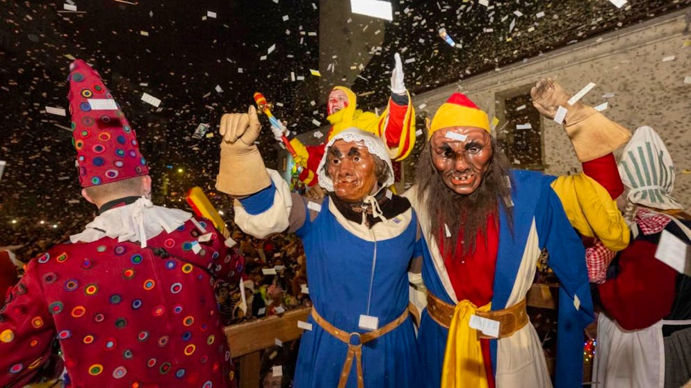 Schmutziger Donnerstag. Die Fasnacht hat die Stadt Luzern wieder im Griff