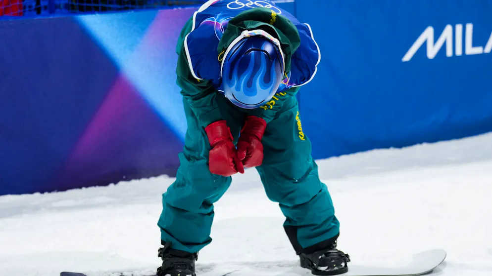 Die besten Bilder der Olympischen Spiele 2026 in Milano Cortina. Der australische Top-Favorit Scotty James stürzt in der Halfpipe zweimal und holt letztendlich Silber.