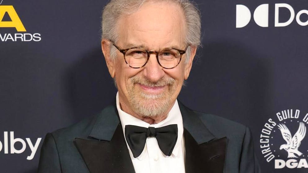 «Difficultés financières importantes». Spielberg fait un don de 25.000 dollars pour la famille de James Van Der Beek