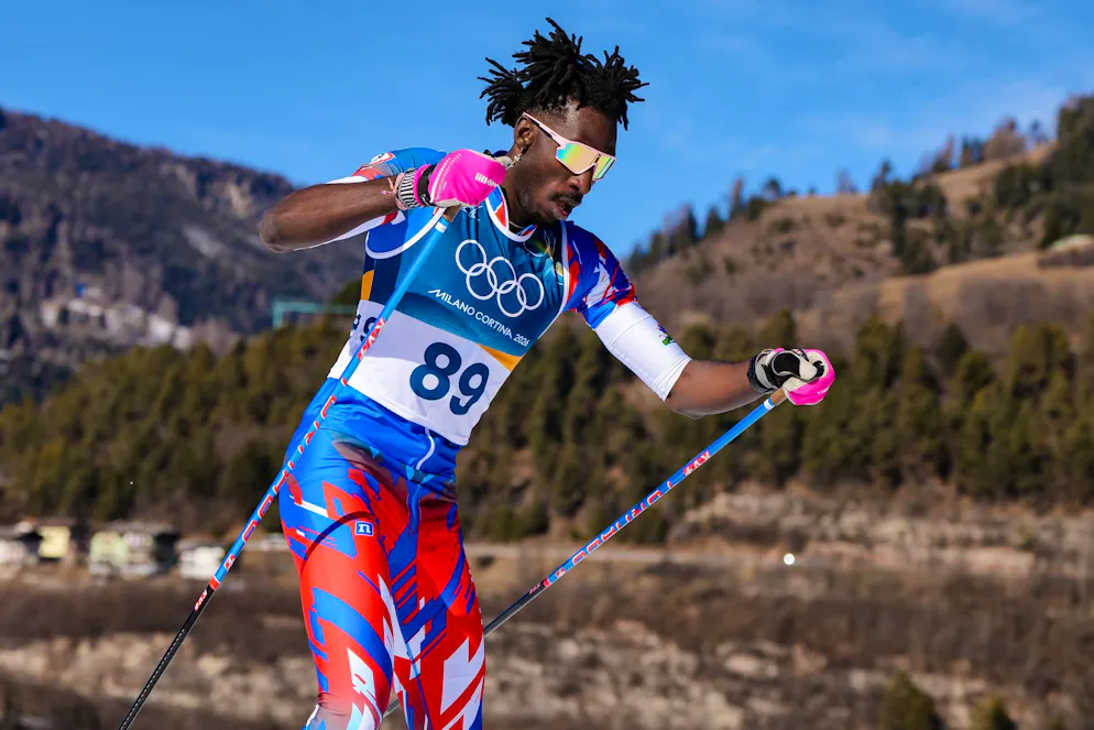 Die besten Bilder der Olympischen Spiele 2026 in Milano Cortina. Langläufer Stevenson Savart aus Haiti belegt über 10 km Schlussrang 79 – und lässt damit 34 Läufer hinter sich.