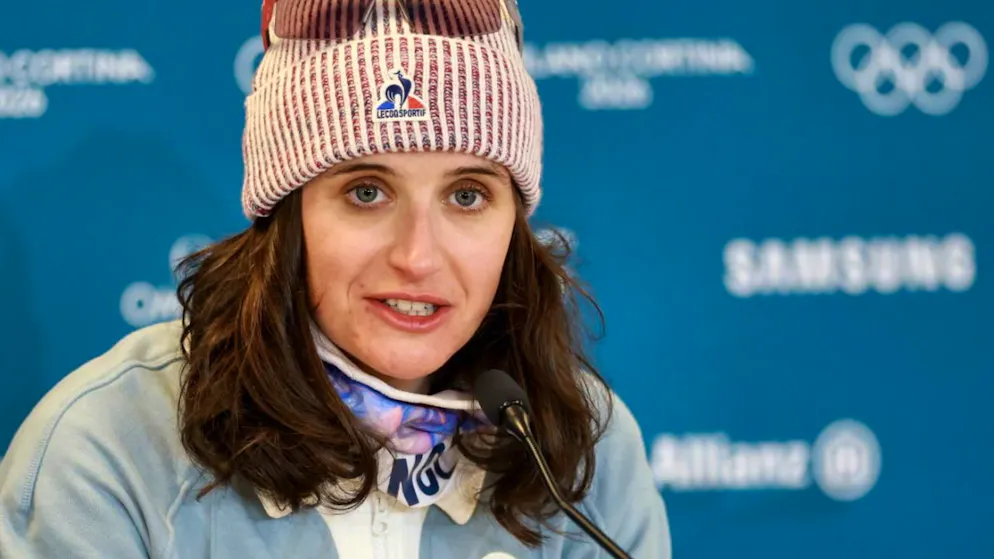 Julia Simon muss auch zu unangenehmen Themen Red und Antwort stehen