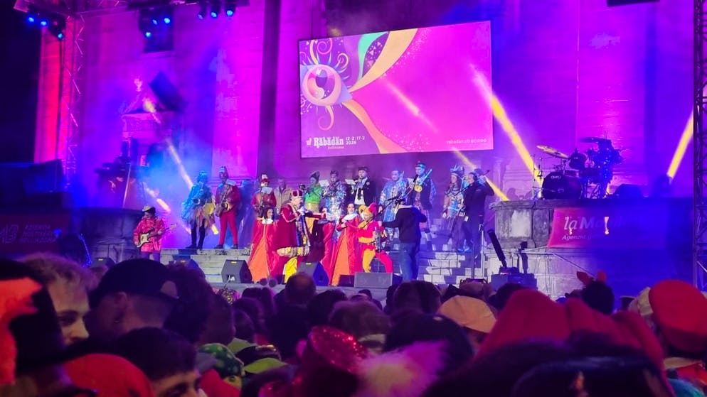 Bellinzona. È iniziato il Rabadan 2026. Re Pesciallo ha presentato la nuova regina. Ecco chi è