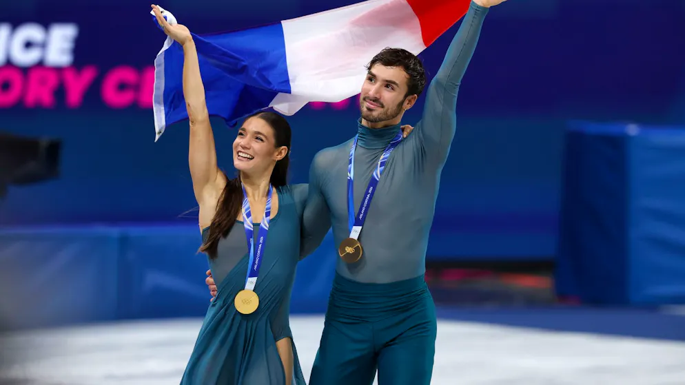 Accuse di abusi. I campioni olimpici francesi di danza su ghiaccio investiti dalle polemiche, ecco perché