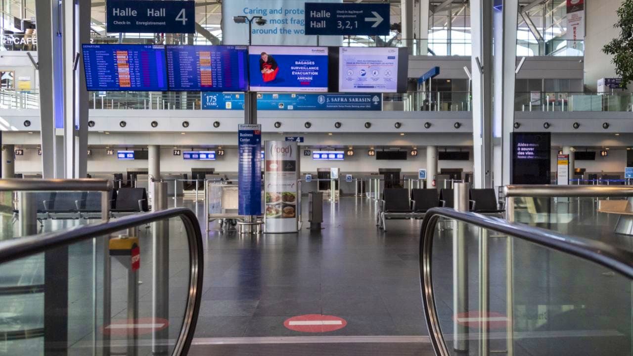 Air traffic. Euroairport Basel introduces automated check-in