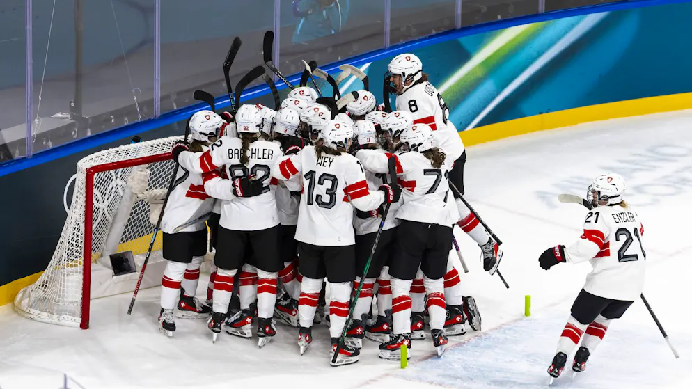 Die besten Bilder der Olympischen Spiele 2026 in Milano Cortina. Medaillen zum Greifen nah: Die Schweizer Hockey-Frauen schaffen gegen Finnland den Einzug ins Halbfinale!
