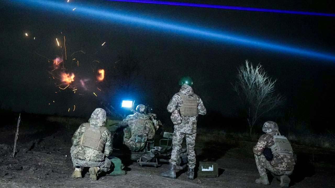 Politics. Ukraine: Injured and one dead after Russian attacks