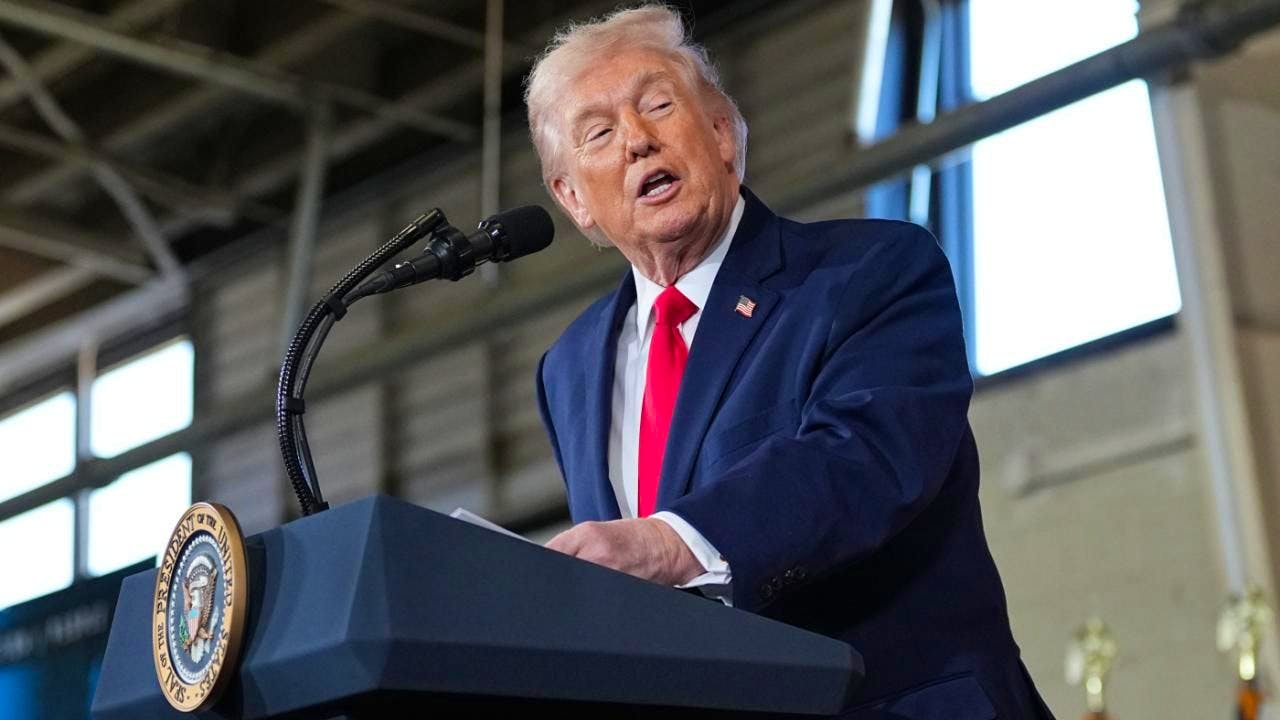 USA. Trump: Change of power in Iran would probably be best