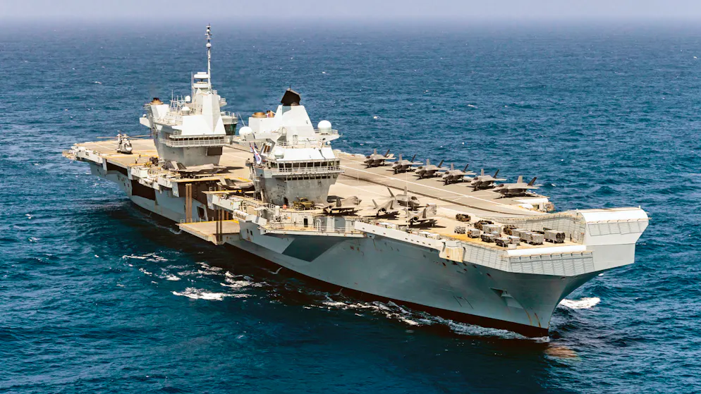 le porte-avions HMS Prince of Wales va être déployé dans l'Atlantique Nord.