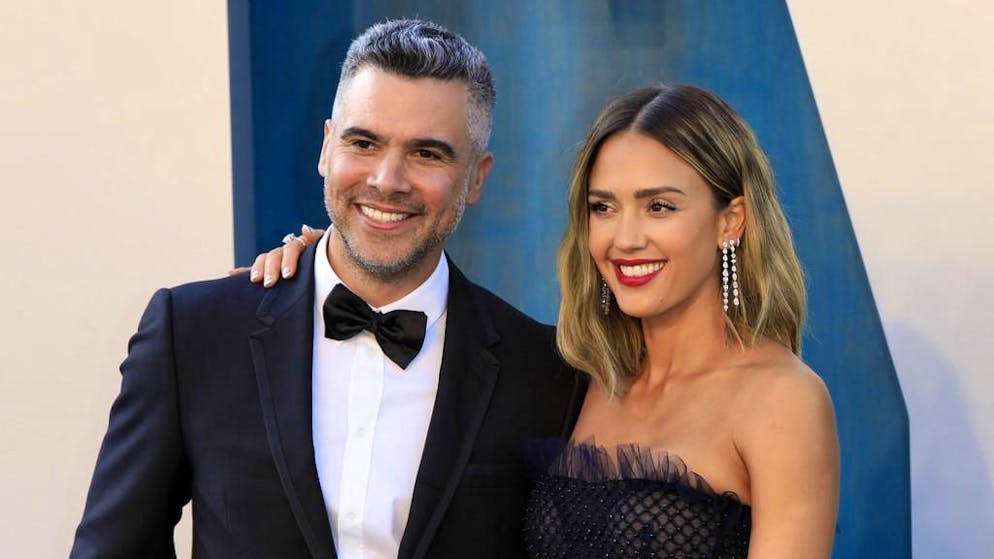 Ora è ufficiale. Dopo 16 anni di matrimonio Jessica Alba e Cash Warren divorziano
