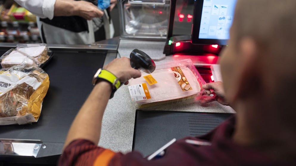 Character assassination at the Migros checkout. Man slanders nursery school teacher as a paedophile - and now has to pay up