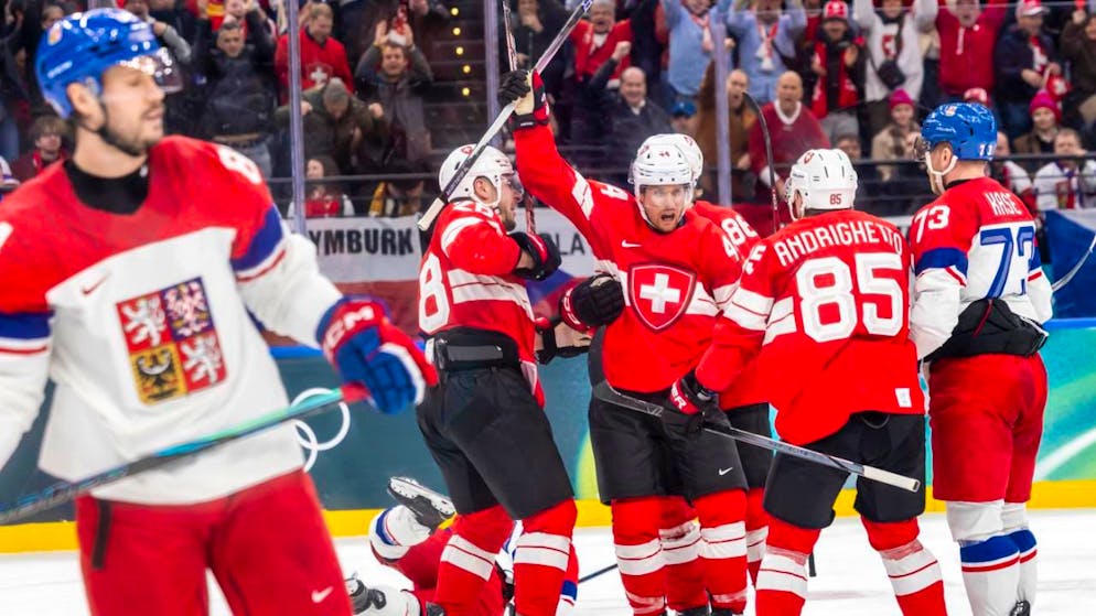 Ice hockey. Switzerland - Italy on Tuesday 12.10 pm