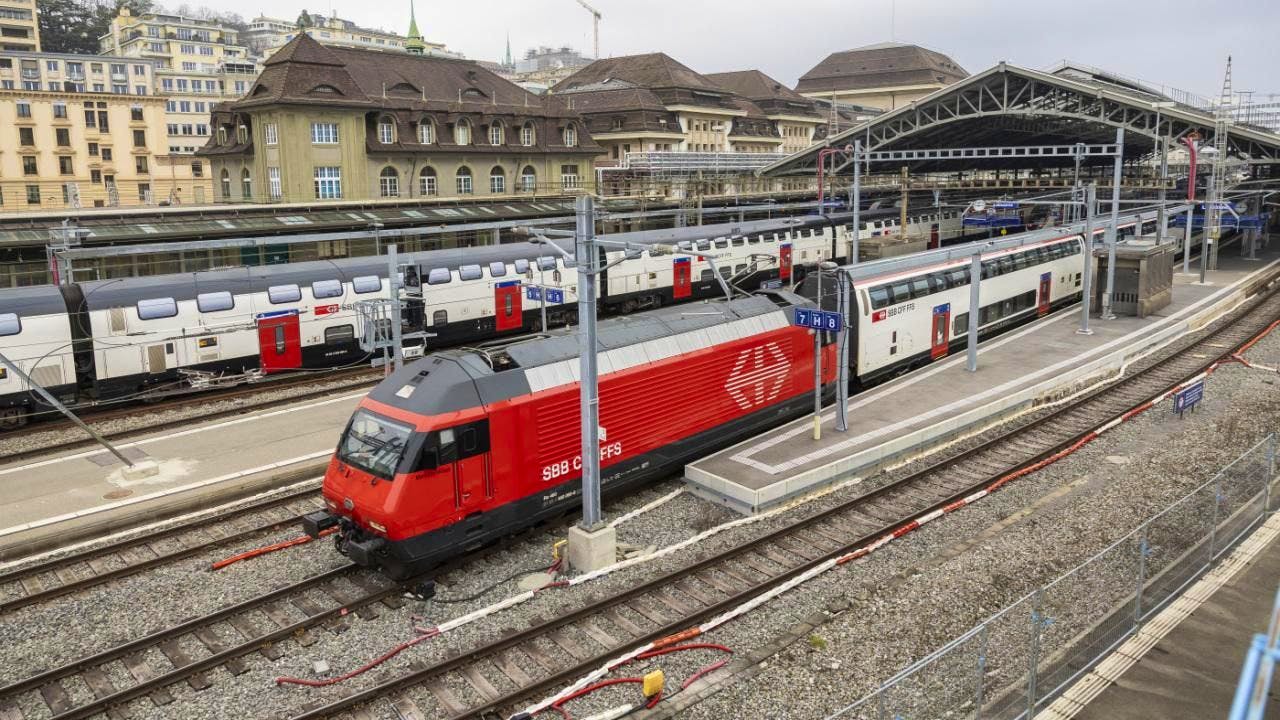 Bahnunglück. Kabelbrand legt Bahnverkehr zwischen Lausanne und Renens lahm