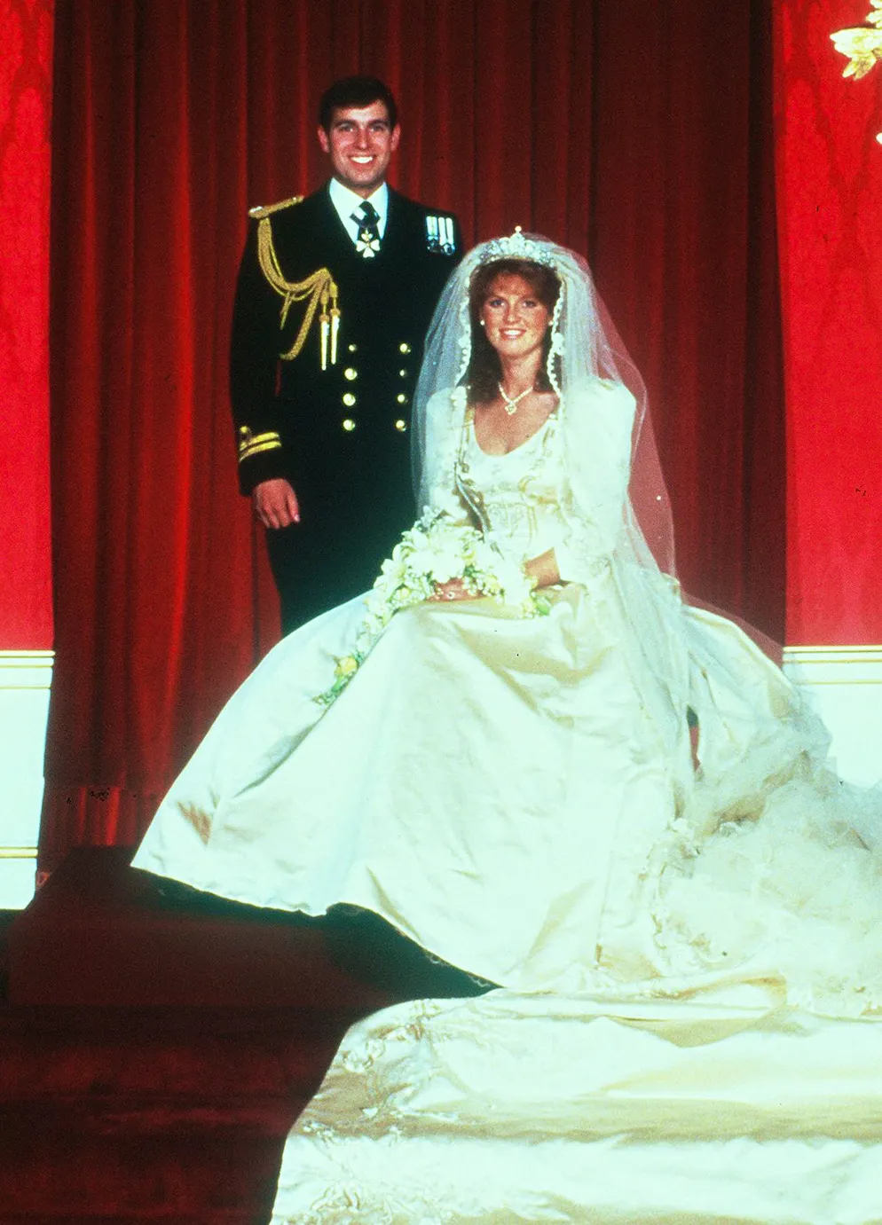 Skandalprinz Andrew: Verhaftung an seinem 66. Geburtstag. Am 23. Juli 1986 heirateten Prinz Andrew und Sarah Ferguson in London. 