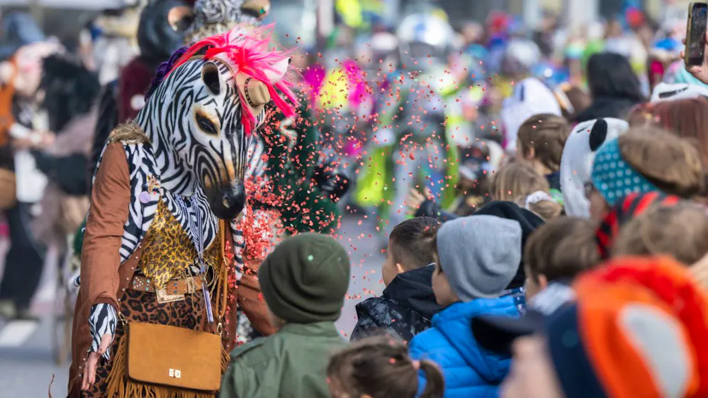 Le cortège du lundi au carnaval de Lucerne toujours très prisé.