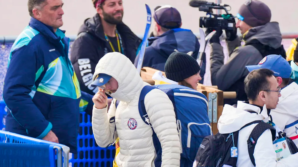 Das Drama um McGrath im Olympia-Slalom in Bildern.