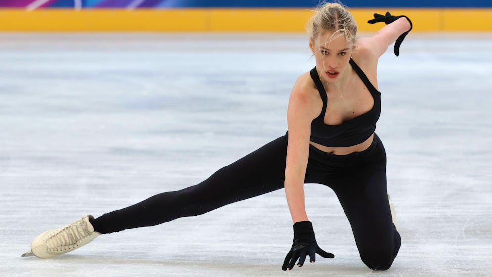 Swiss single figure skater. After a long period of suffering, Kimmy Repond is about to make her Olympic debut