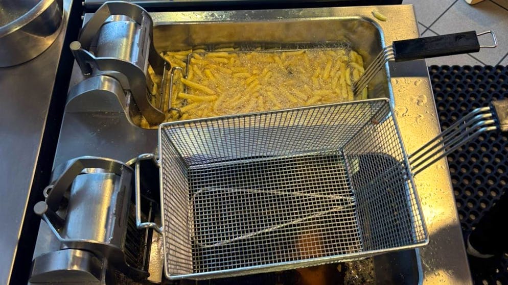 Grigioni. Cuoco si ustiona in maniera grave al viso in un ristorante di Splügen