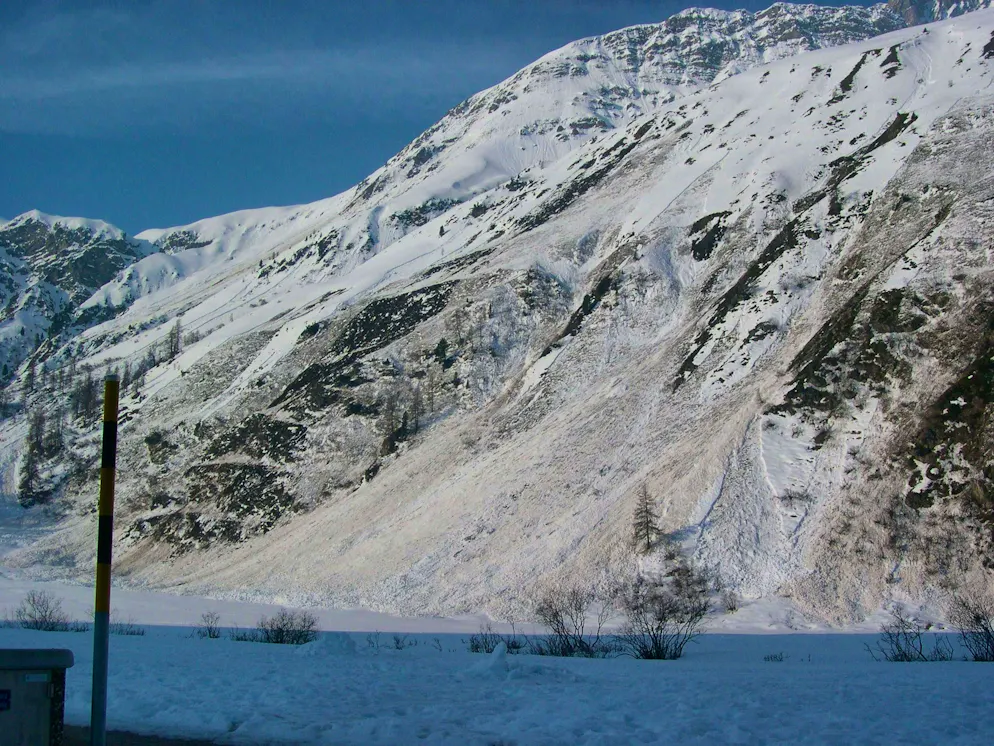 Valanga bagnata nel Gotschnawang (GR).