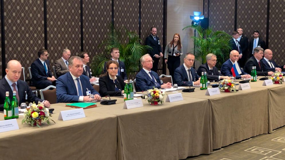 Guerra. Conclusa dopo 4 ore e mezza la prima giornata di colloqui sull'Ucraina