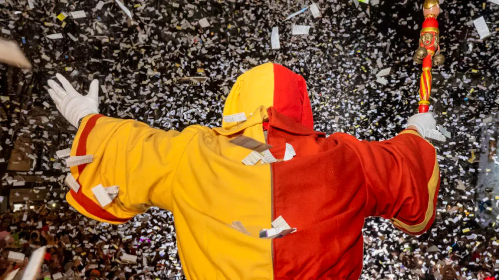La pluie a fait de régulières apparitions cette année au carnaval de Lucerne.