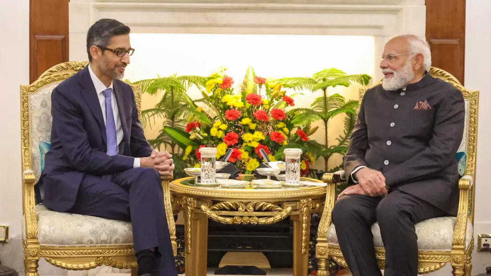 Le CEO d'Alphabet, Sundar Pichai, lors d'une rencontre avec le Premier ministre indien Narendra Modi à New Delhi. (archive)