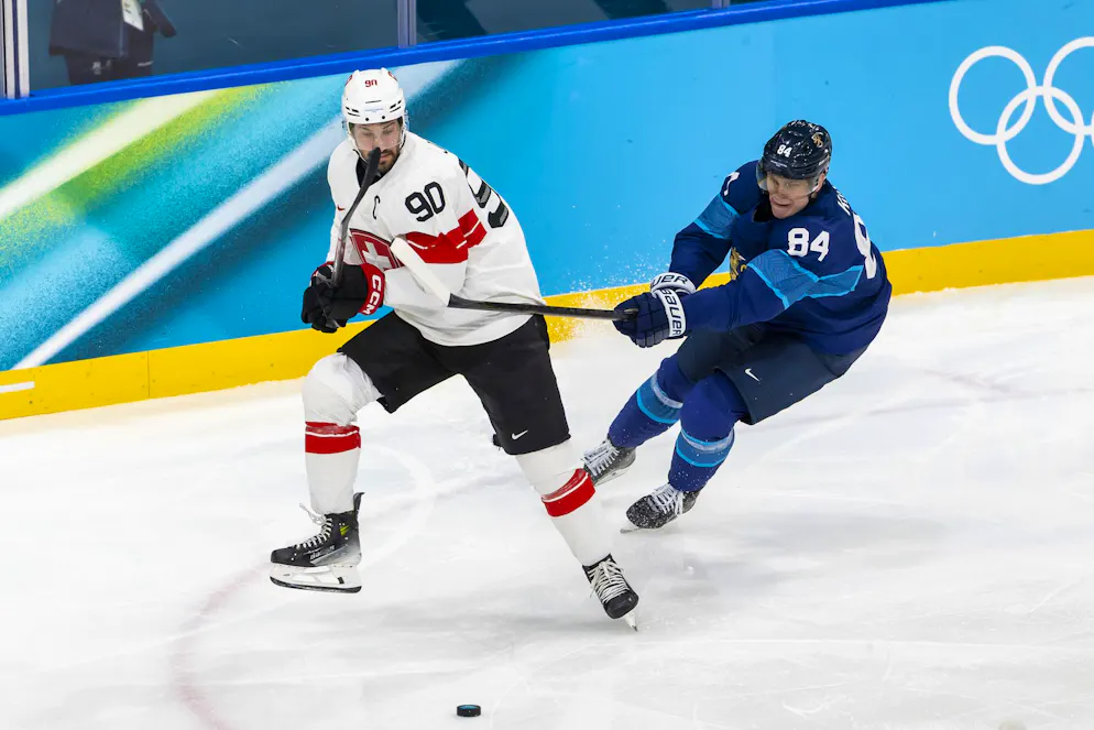 Seconda settimana delle Olimpiadi di Milano-Cortina. Roman Josi affronta Kaapo Kakko.