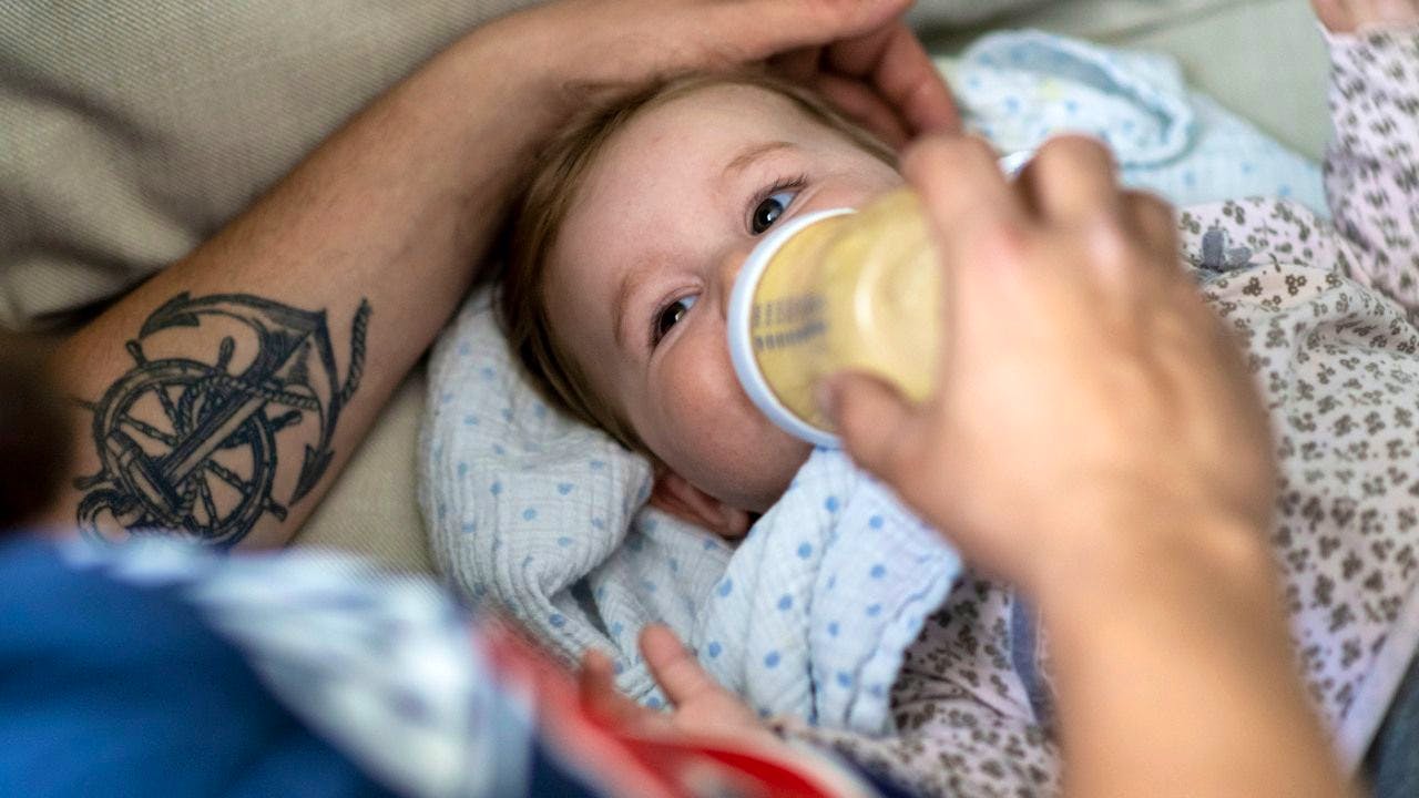 Gesundheit. Bei Tests in zwei Babymilch-Proben den Giftstoff nachgewiesen