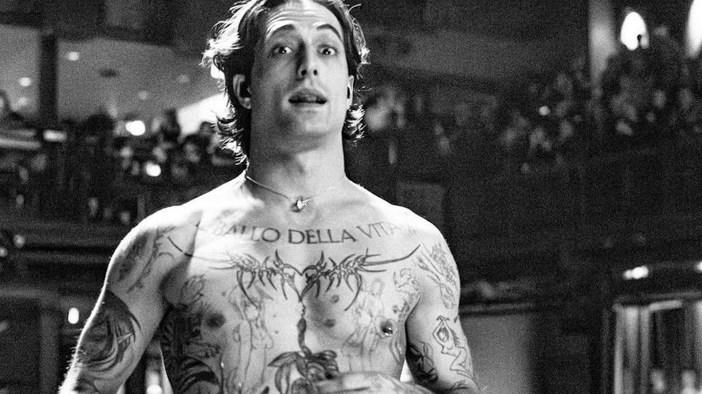 NOn solo musica. Damiano David e Dove Cameron: «Stiamo progettando di sposarci in Italia»