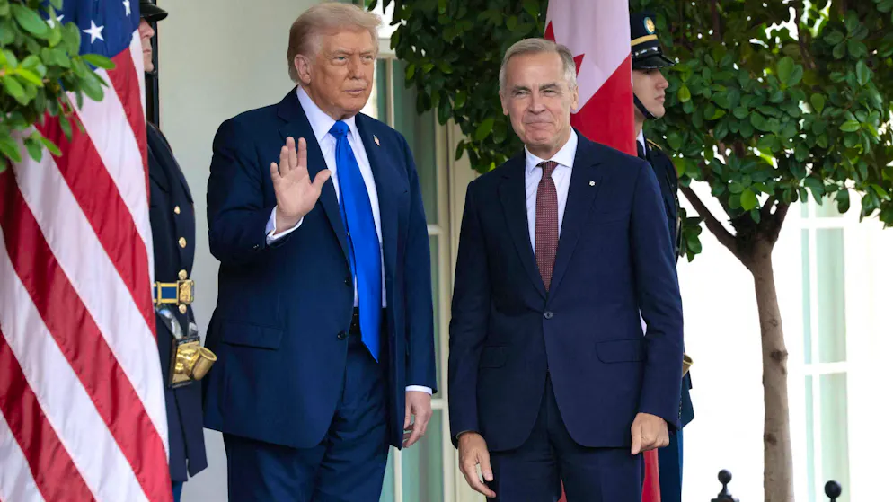 «Dévorer vivant». Voici comment Donald Trump tire à boulets rouges sur le Canada