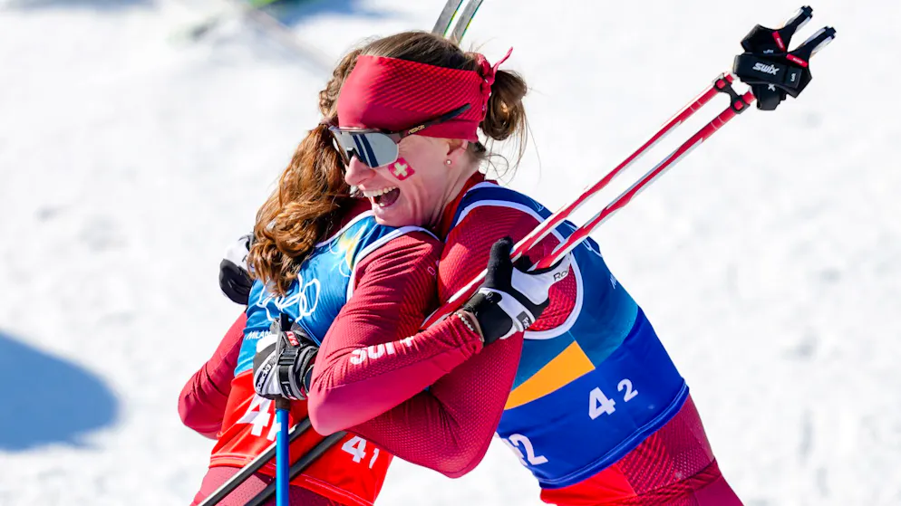 Nadine Fähndrich und Nadja Kälin (links) gewinnen sensationell Silber.