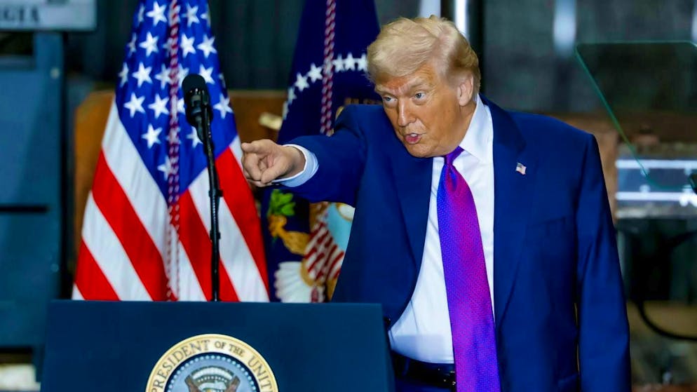 US President Donald Trump insists on his right to impose tariffs.