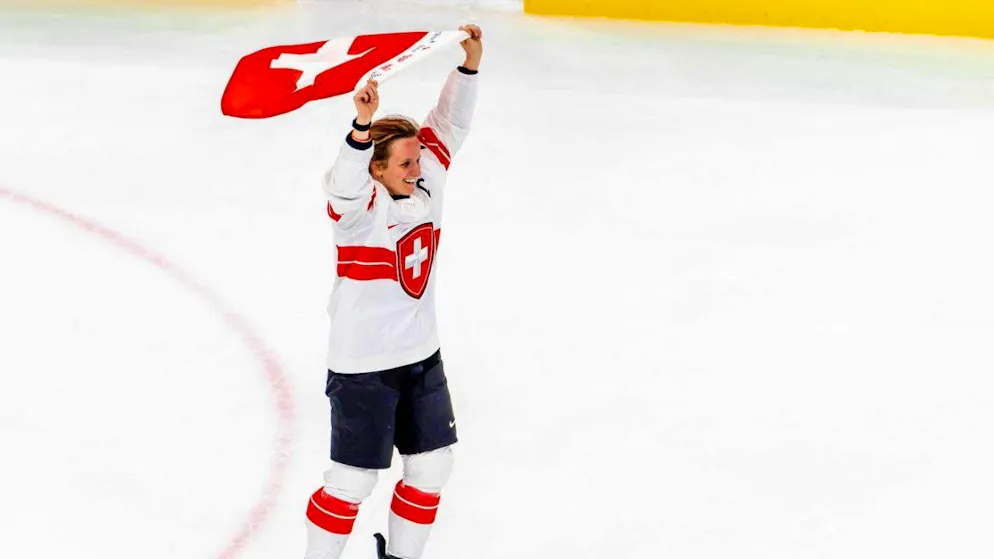 Alina Müller writes the next Olympic fairytale - Gallery. Like Alina Müller, captain Lara Stalder was also involved in the first Olympic bronze medal in Sochi in 2014