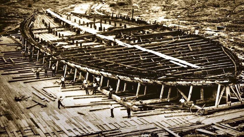 Das Geheimnis im Nemisee (Teil 1). Weltsensation im Vulkansee: Als Diktator Mussolini die Archäologen verblüffte