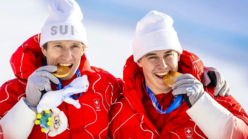 All Swiss Olympic medals. In the men's combined team event, the Swiss men strike gold thanks to Tanguy Nef and Franjo von Allmen.